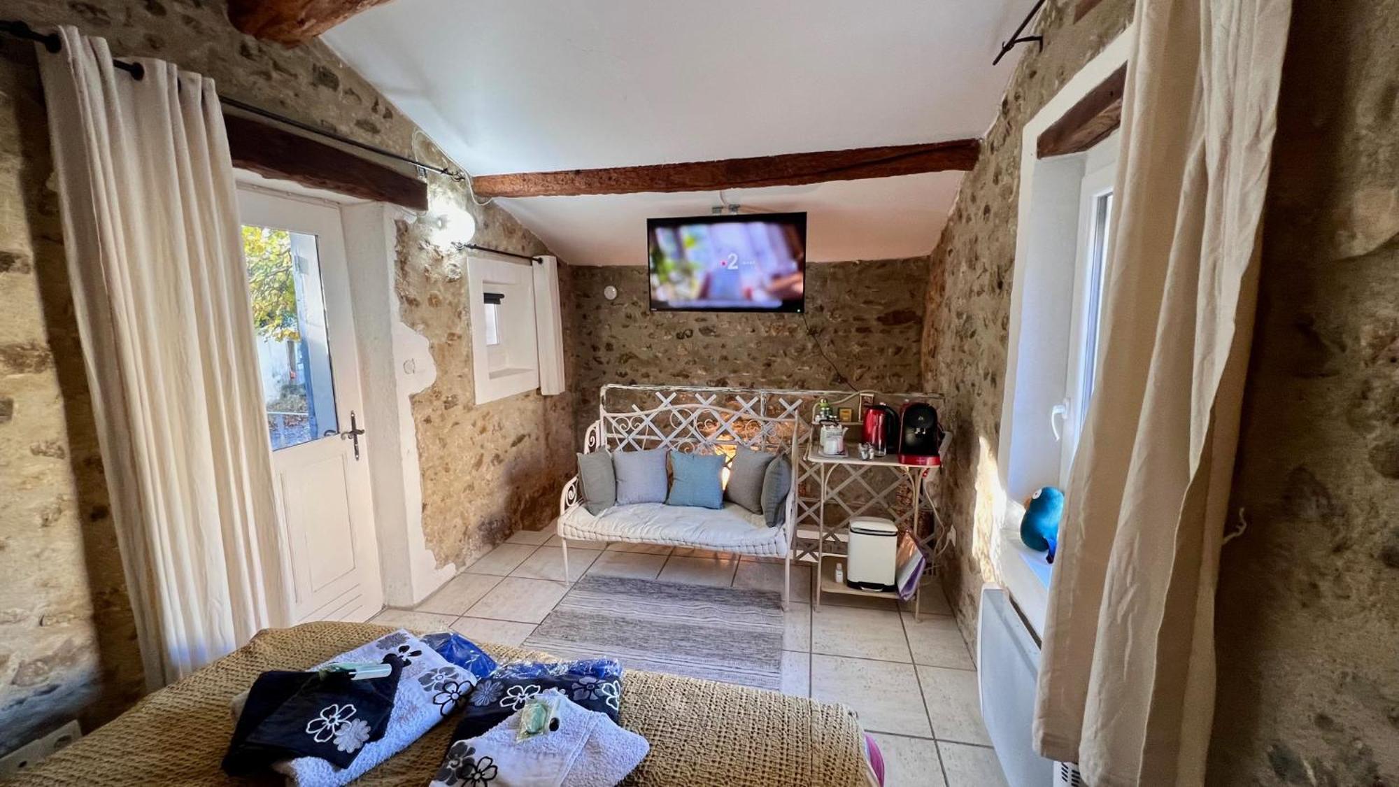 Chambre D'Hotes Lou Pataclet Charols Zewnętrze zdjęcie